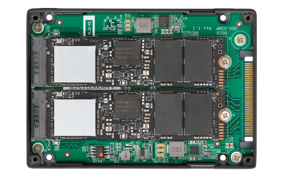 QNAP zwei M.2 PCIe NVMe SSD-Laufwerke in einem U.2 PCIe NVMe SSD-Laufwerksschacht - QDA-U2MP